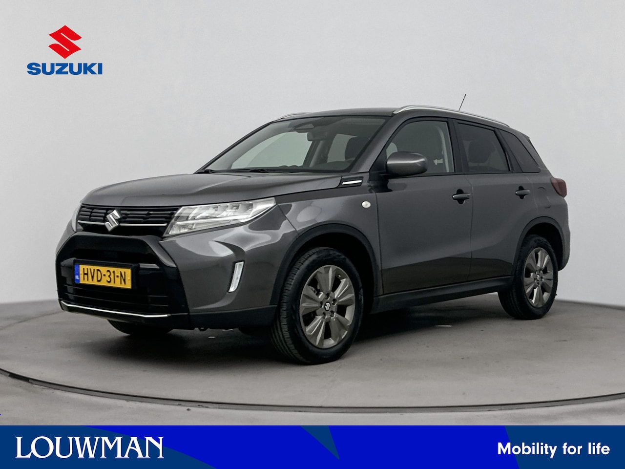 Suzuki Vitara - 1.5 Hybrid Select | Metaallak | Stoelverwarming | Parkeercamera | LM-Velgen | - AutoWereld.nl
