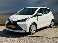 Toyota Aygo - 1.0 VVT-i x-pure [ 1e eig, Camera, Airco ]