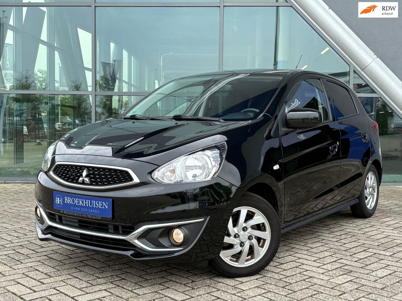 Mitsubishi Space Star - 1.0 Active Airco / Navigatie 1e Eigenaar - AutoWereld.nl
