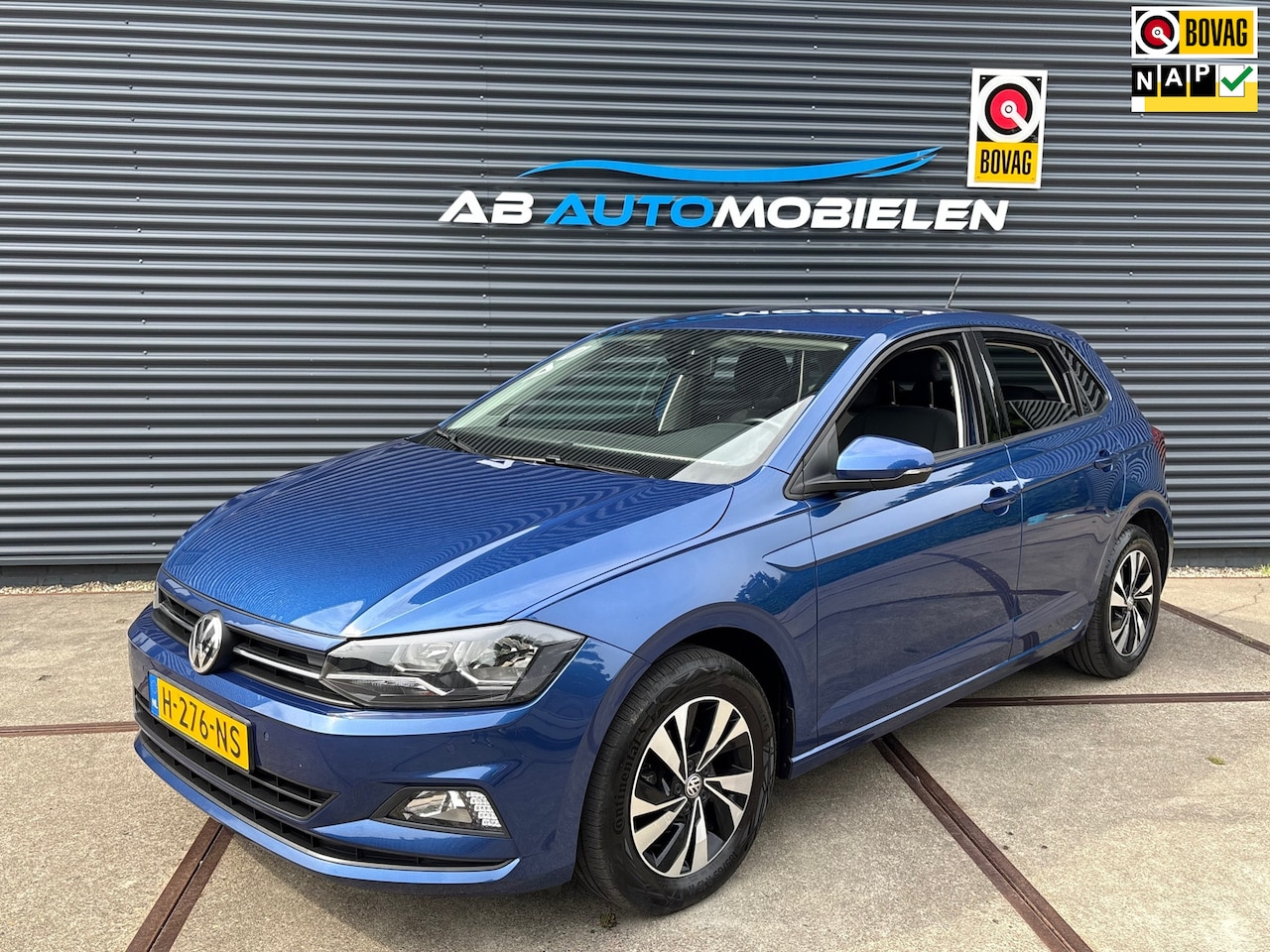 Volkswagen Polo - 1.0 TSI Comfortline AUTOMAAT/ CARPLAY/ PARKEERSENSOREN - AutoWereld.nl