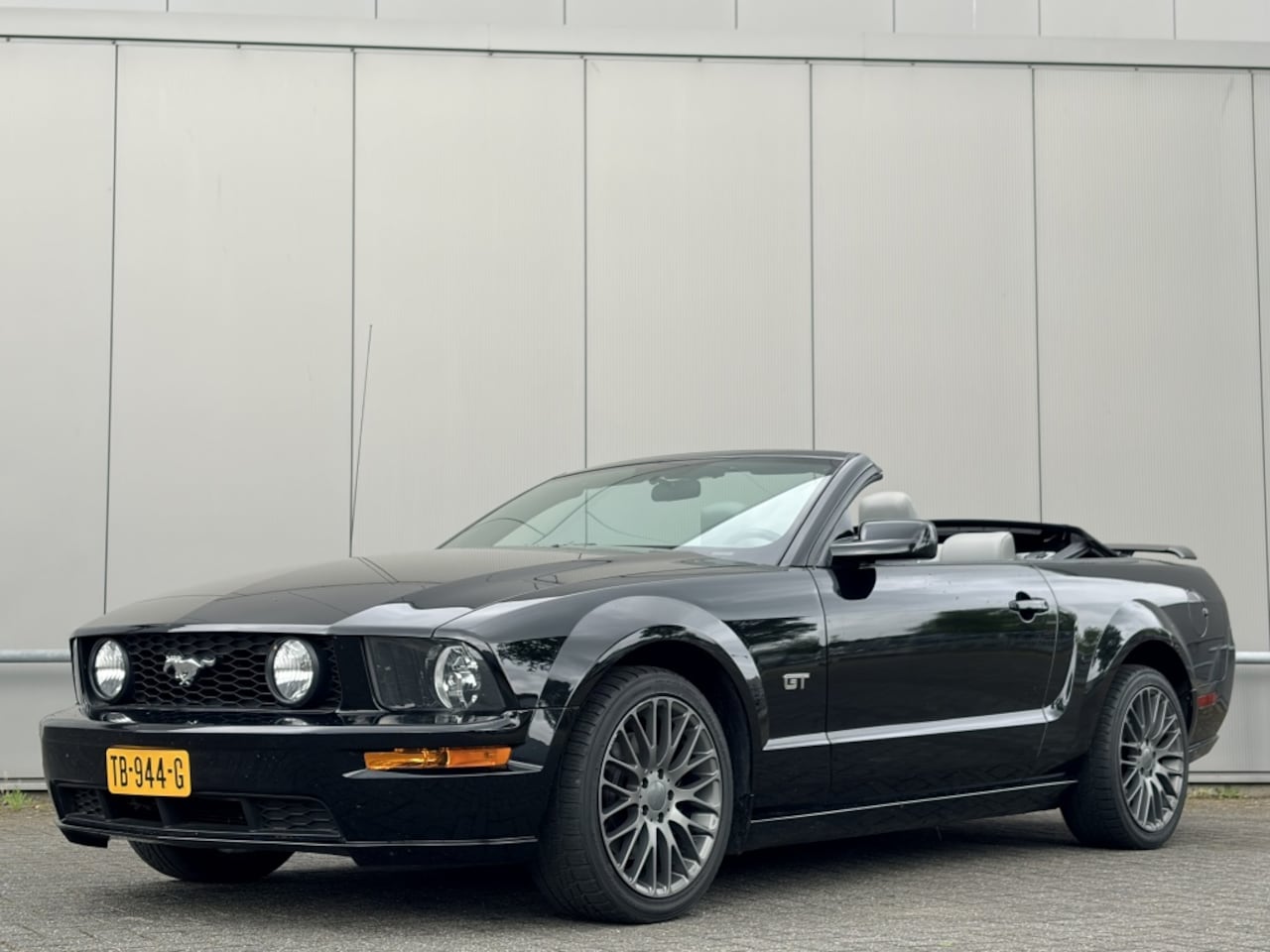Ford Mustang - 4.6 V8 - cabrio - 305PK - leder - airco - - AutoWereld.nl