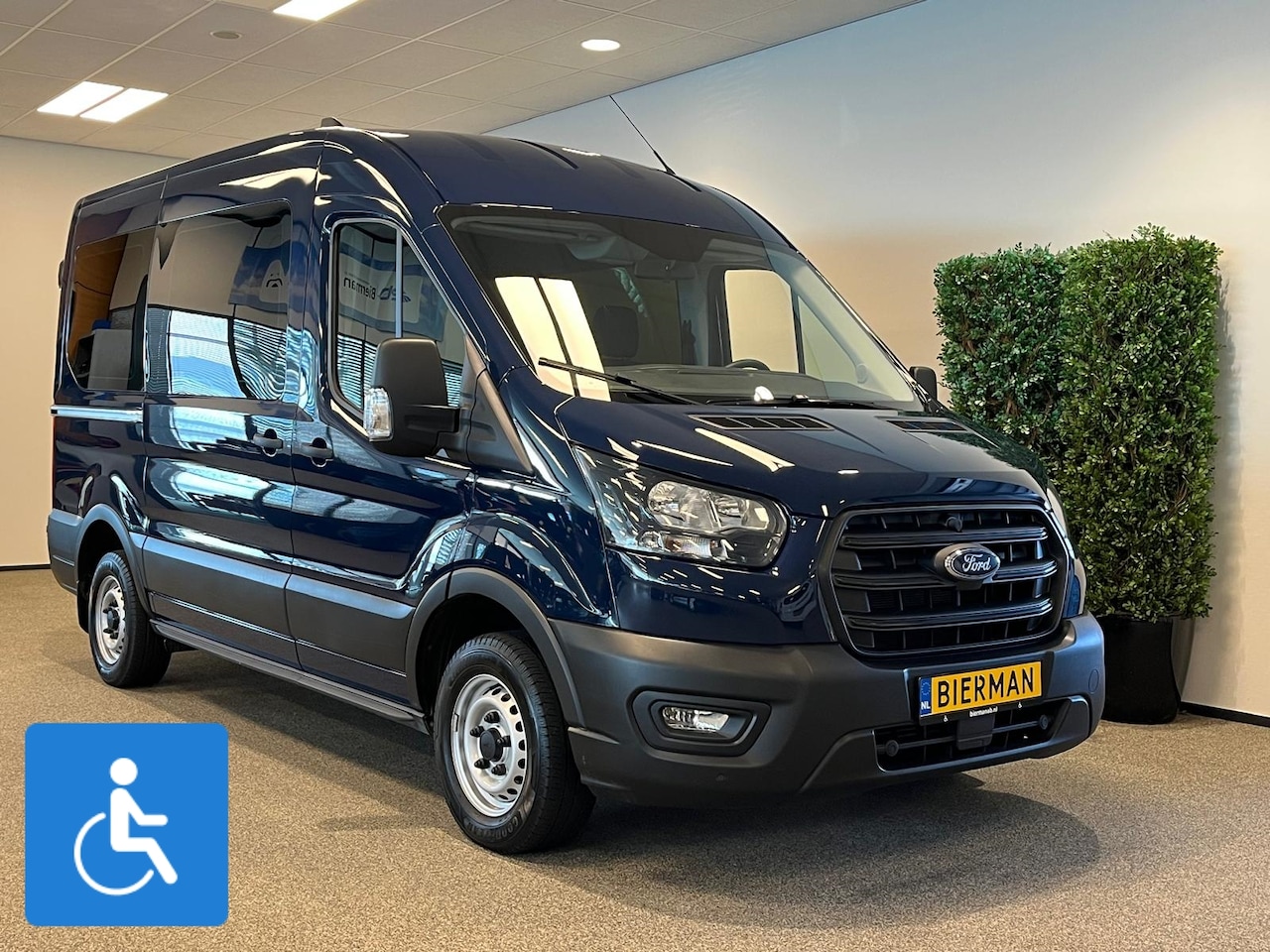 Ford Transit - L2H2 Rolstoelbus - AutoWereld.nl