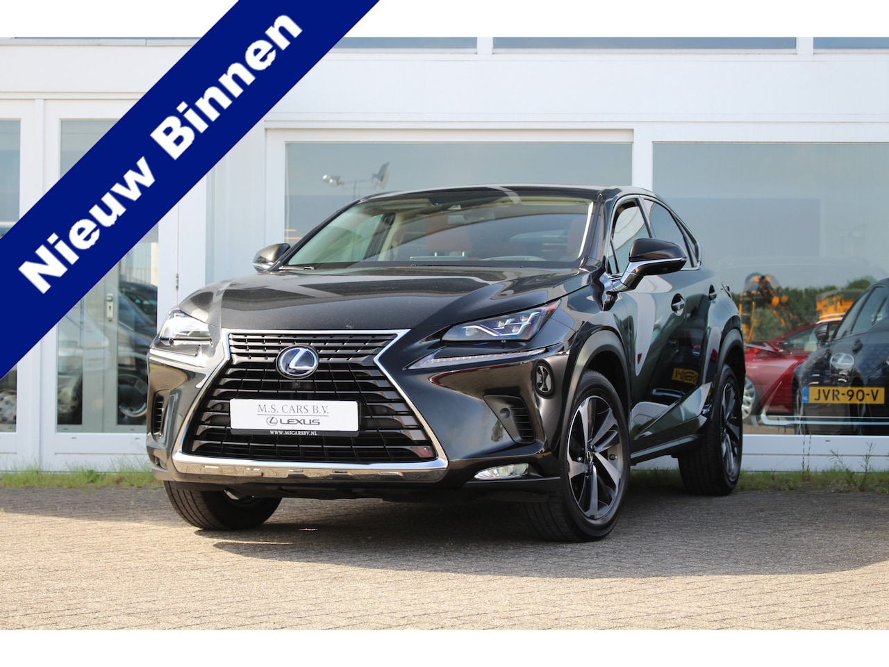 Lexus NX - 300h Hybrid AWD President Line I Mark Lev. I Pano I Applecarplay - AutoWereld.nl