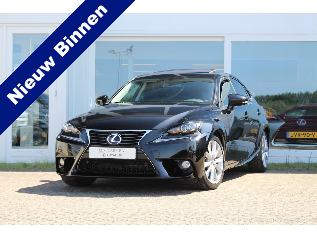 Lexus IS - 300h Hybrid Executive Line I Open dak I Leder I Premium Navi - AutoWereld.nl