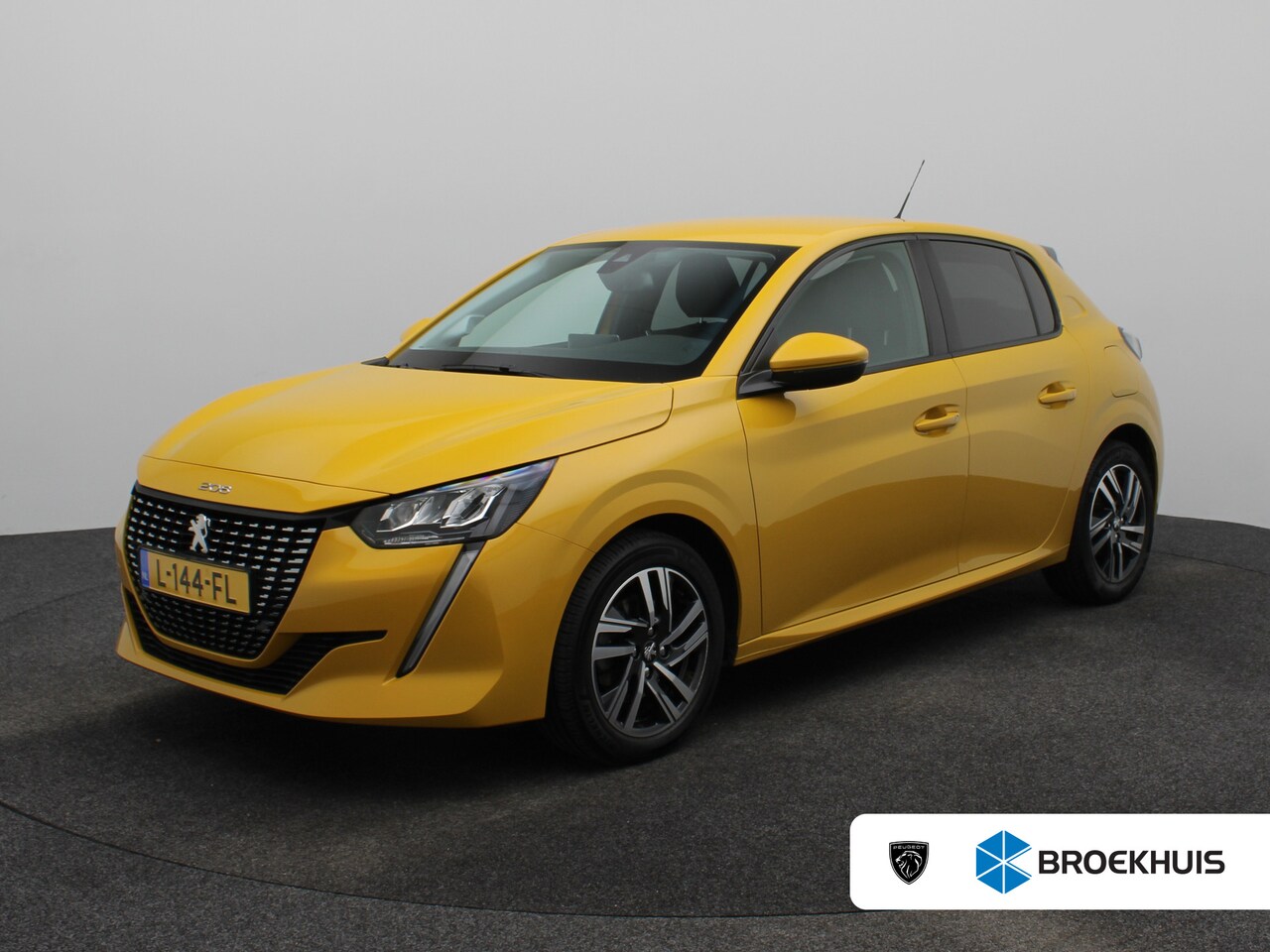 Peugeot 208 - 1.2 PureTech 100 Allure Camera | Parkeersensoren | Cruise Control | Apple Carplay/Android - AutoWereld.nl
