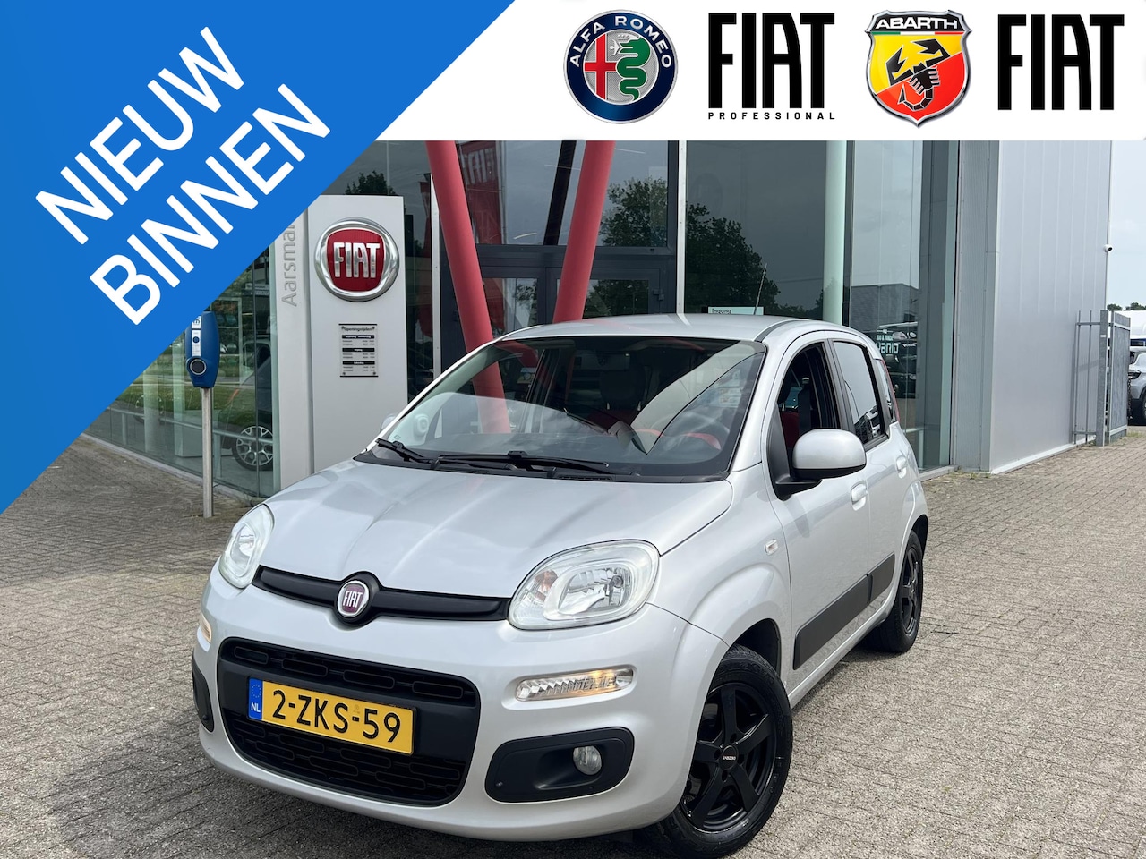 Fiat Panda - 0.9 TwinAir Lounge | Airco | Bluetooth | Dealer OH | Lichtmetalen velgen | Mistlampen - AutoWereld.nl