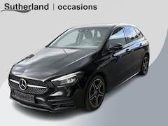 Mercedes-Benz B-klasse - 250 e AMG Line | 218pk PHEV | Wegklapbare Trekhaak | Stoelverwarming | Adaptive cruise con