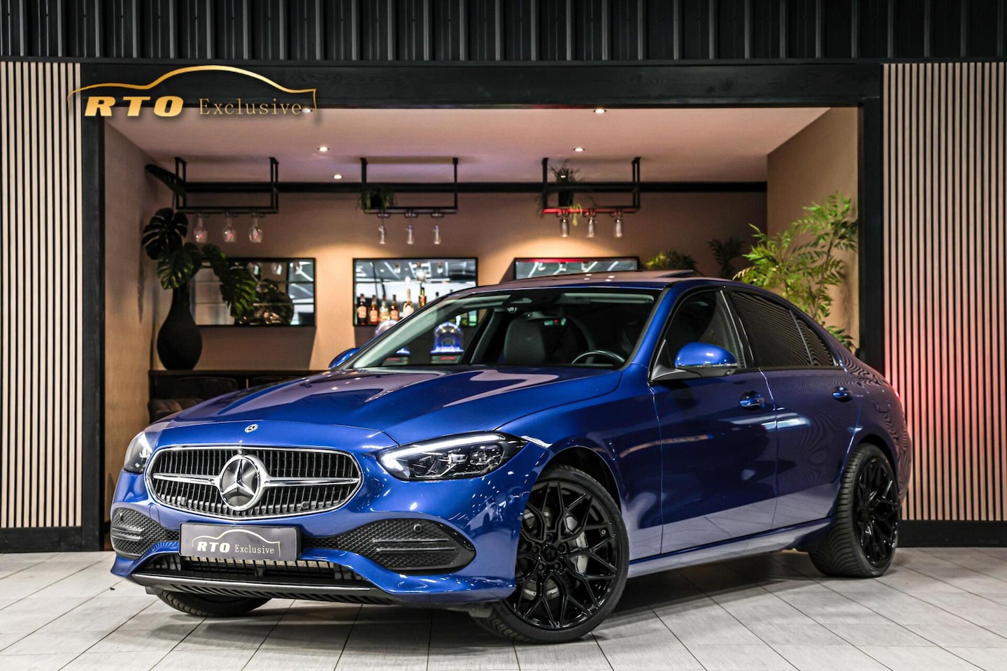 Mercedes-Benz C-klasse - 300e Avantgarde|Sfeer|19''|Pano|360* - AutoWereld.nl