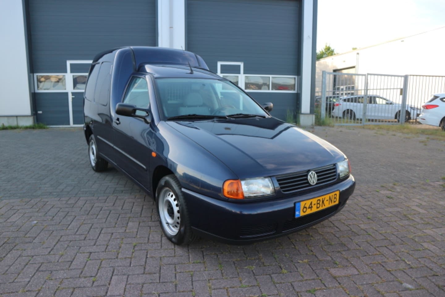 Volkswagen Caddy - 1.9 UNIEKE VW CADDY - AutoWereld.nl