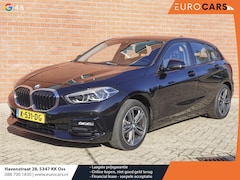BMW 1-serie - 118i Executive Edition Navigatie Apple Carplay/Android Auto Adaptive Cruise Control Parkee