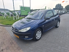 Peugeot 206 - 1.4 Gentry / Keurige auto / 95.149 km NAP