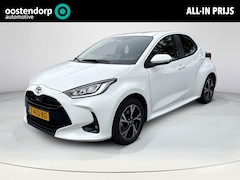 Toyota Yaris - 1.5 Hybrid 115 First Edition *KEYLESS/ ADAPTIEF CRUISE CONTROL/ VERSTELBARE LENDENSTEUN