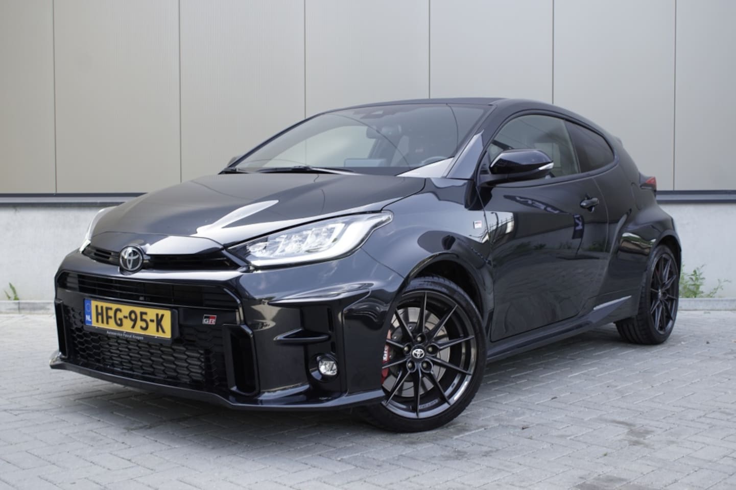 Toyota Yaris - 1.6 GR Premium 1.6 GR Premium - AutoWereld.nl