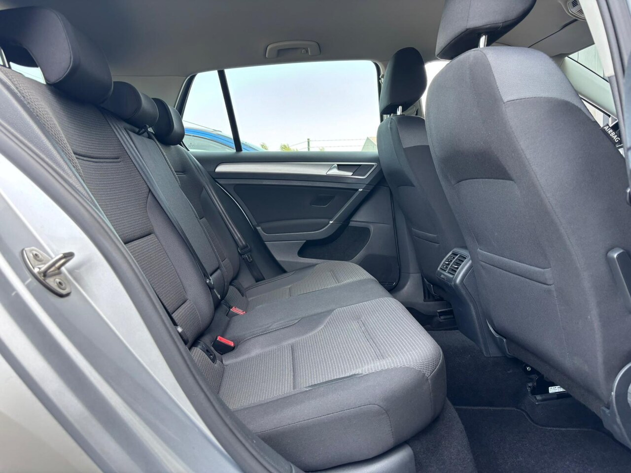 Volkswagen Golf - 1.2 TSI Business Edition Connected | Climate Control | Cruise Control | Trekhaak |56.675 k