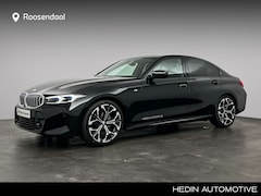 BMW 3-serie - 320i M-Sport | Harman Kardon | Comfort Access | Camera | Stoelverwarming |