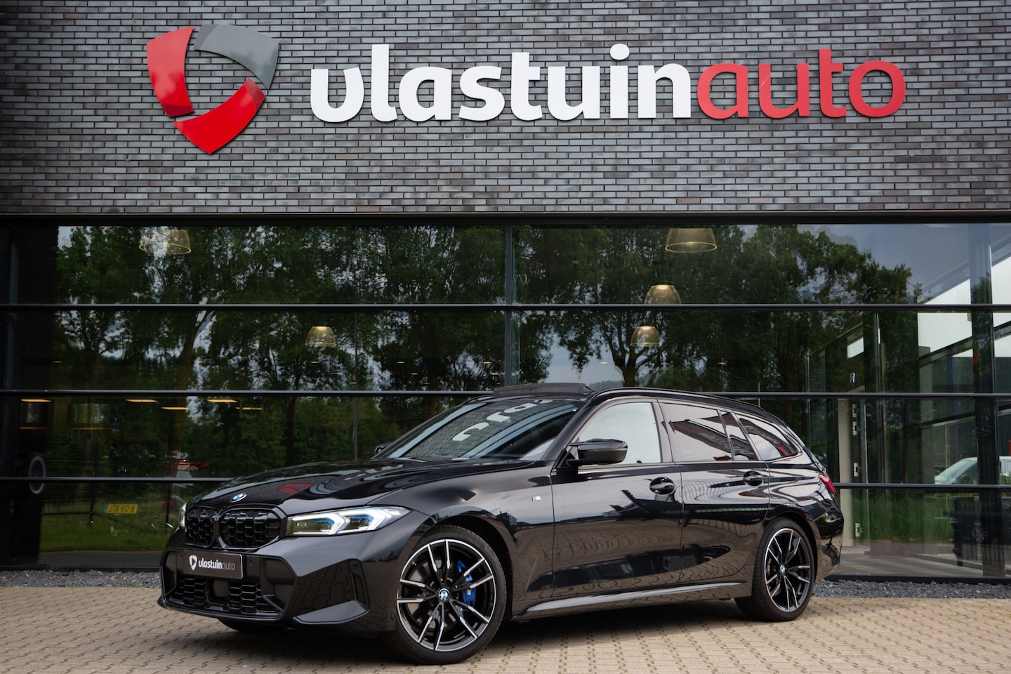 BMW 3-serie Touring - M340i xDrive M340i xDrive 374PK , Panoramadak, Head-up display, Adap. cruise, Laser - AutoWereld.nl