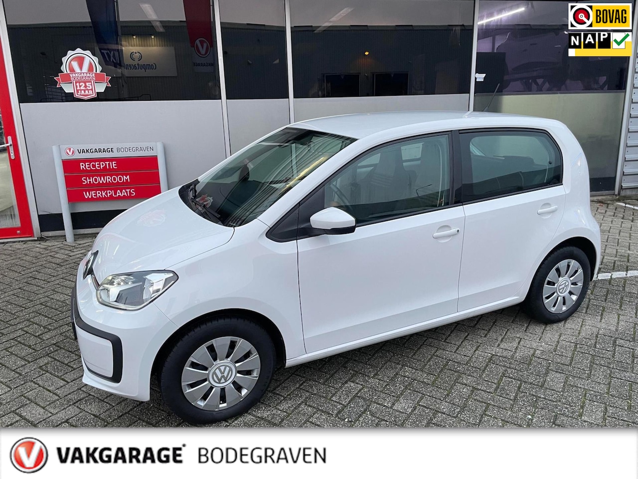 Volkswagen Up! - 1.0 BMT move up! Executive Edition - AutoWereld.nl