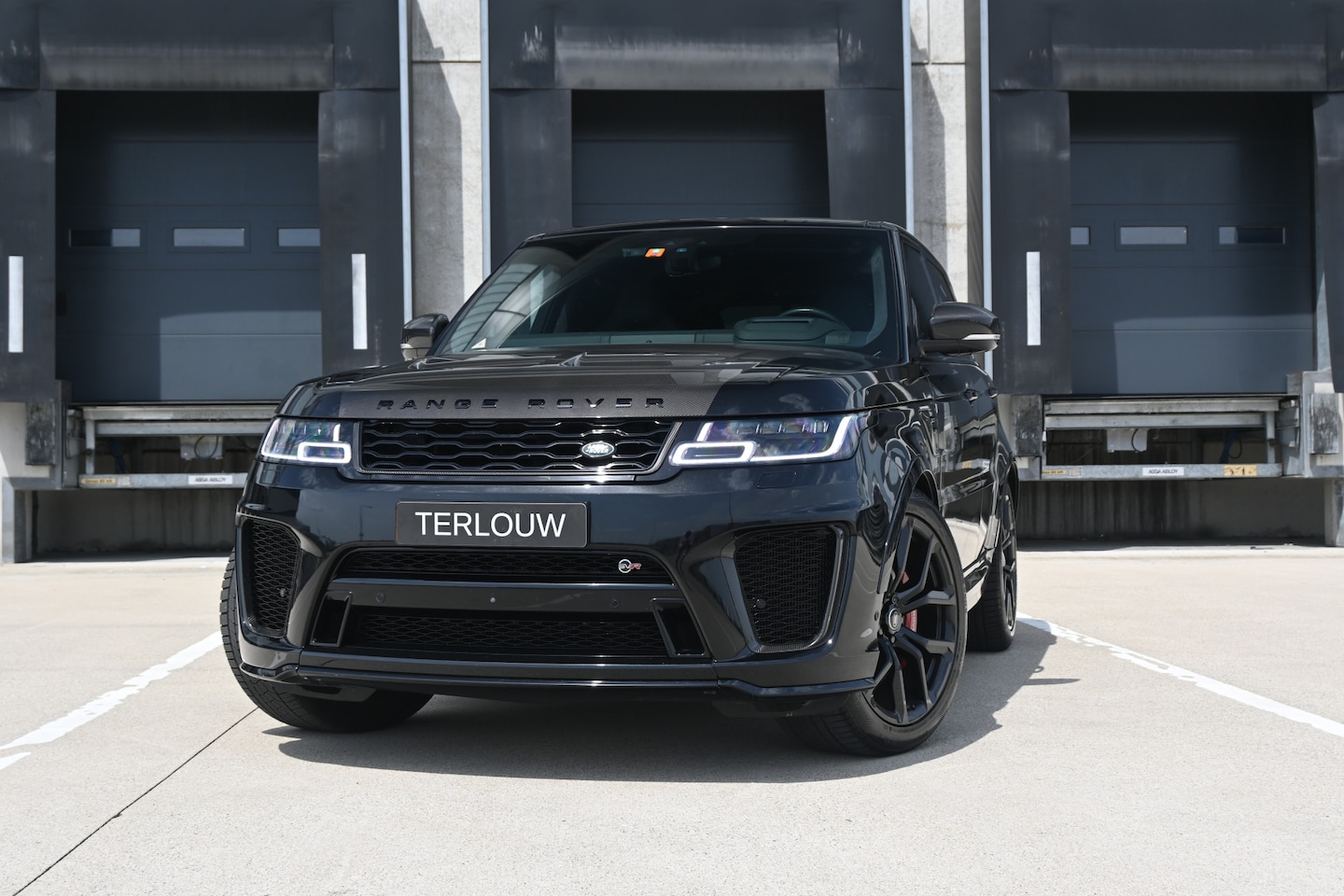 Land Rover Range Rover Sport - 5.0 V8 SC SVR 5.0 V8 SC SVR - AutoWereld.nl