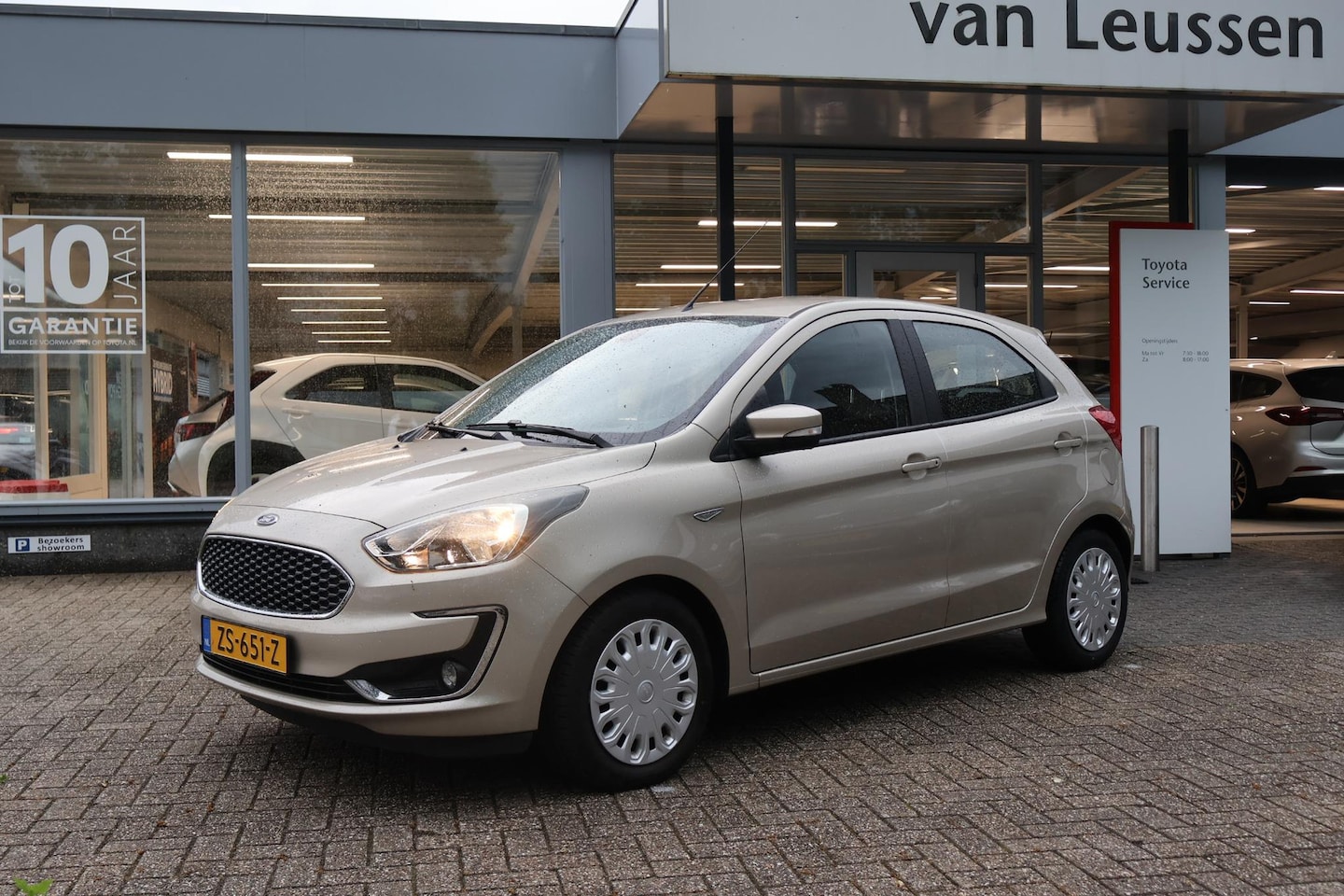 Ford Ka - 1.2 TREND ULTIMATE TREKHAAK CLIMA - AutoWereld.nl