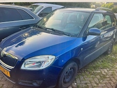 Skoda Fabia Combi - 1.4-16V Ambition