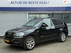 BMW X5 - 4.0d xDrive High Executive Grijs Kenteken l Pano l Leder l Navi l Cruise l Xenon l