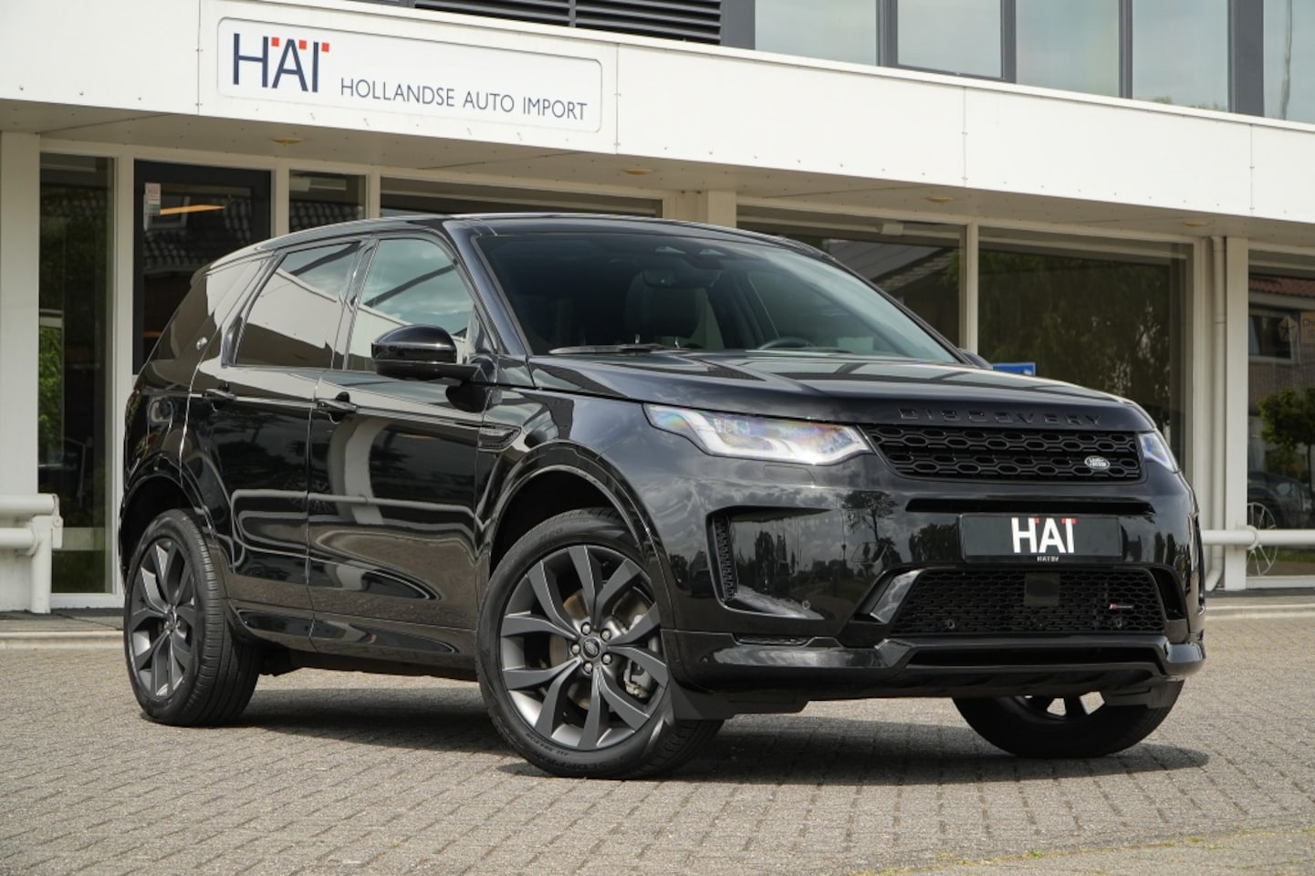 Land Rover Discovery Sport - P300e 1.5 R-Dynamic SE I Pano I ACC I 5 jaar fabrieksgarantie - AutoWereld.nl