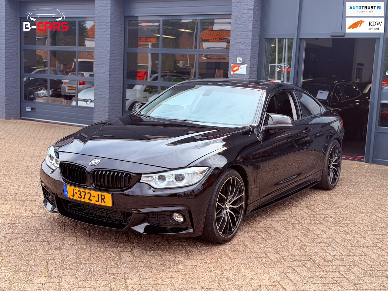 BMW 4-serie Coupé - 428i xDrive HighEx M-Pakket|Pano|VirtualDash|Leer|Camera| - AutoWereld.nl