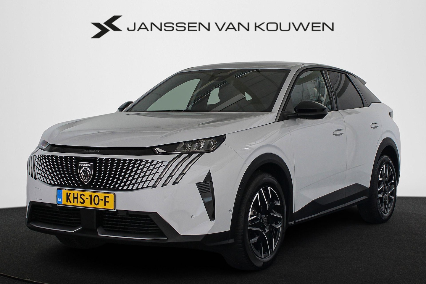 Peugeot 3008 - 1.2 Hybrid 145 Allure Winter Pakket Panoramic Navi Adaptieve Cruise Control - AutoWereld.nl