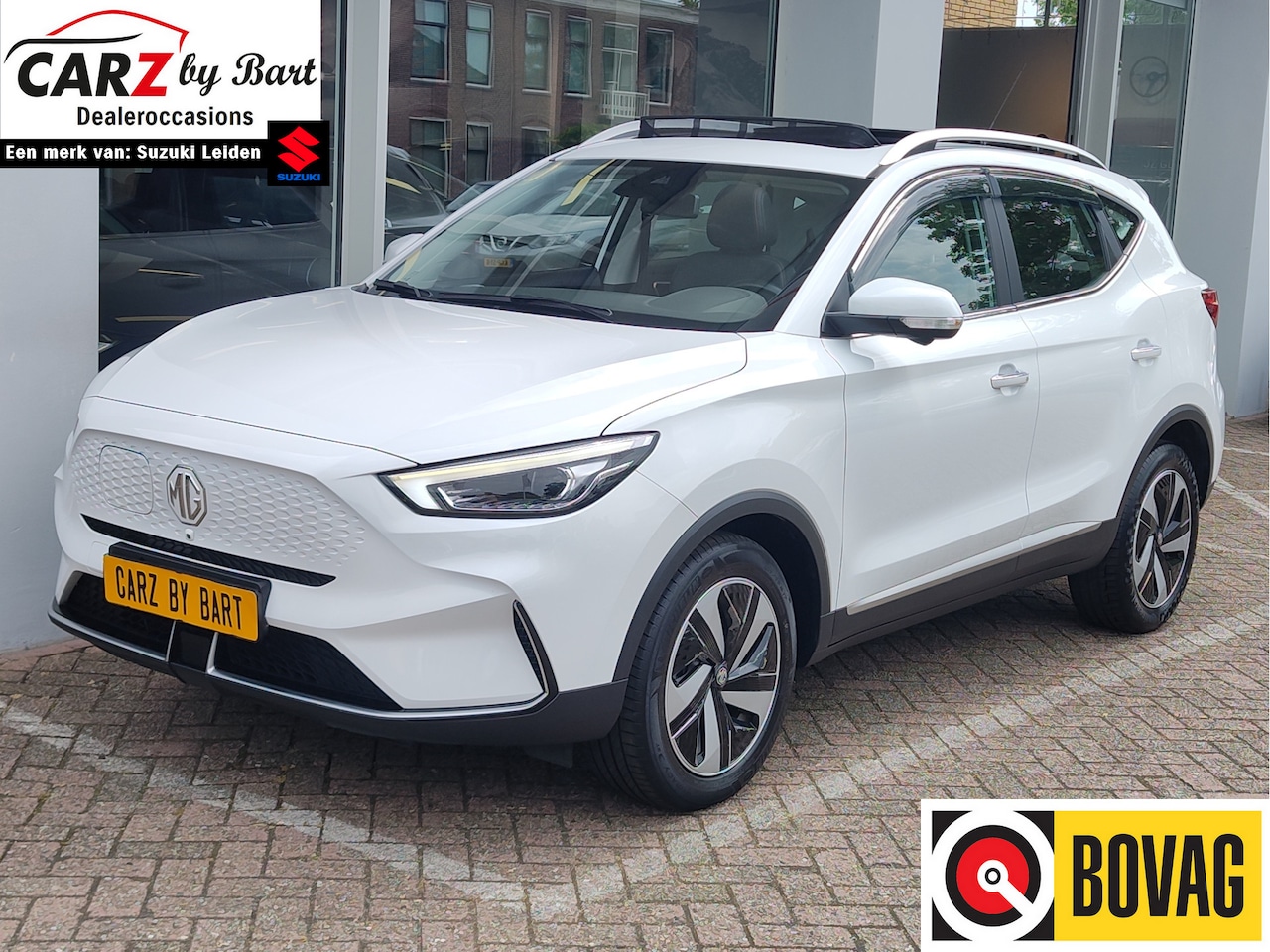 MG ZS - LONG RANGE LUXURY 70 KWH Open dak | Leder | 360 Camera - AutoWereld.nl