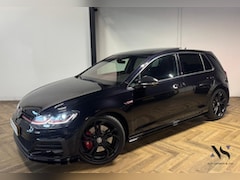 Volkswagen Golf - 2.0 TSI GTI TCR PANO KEYLESS