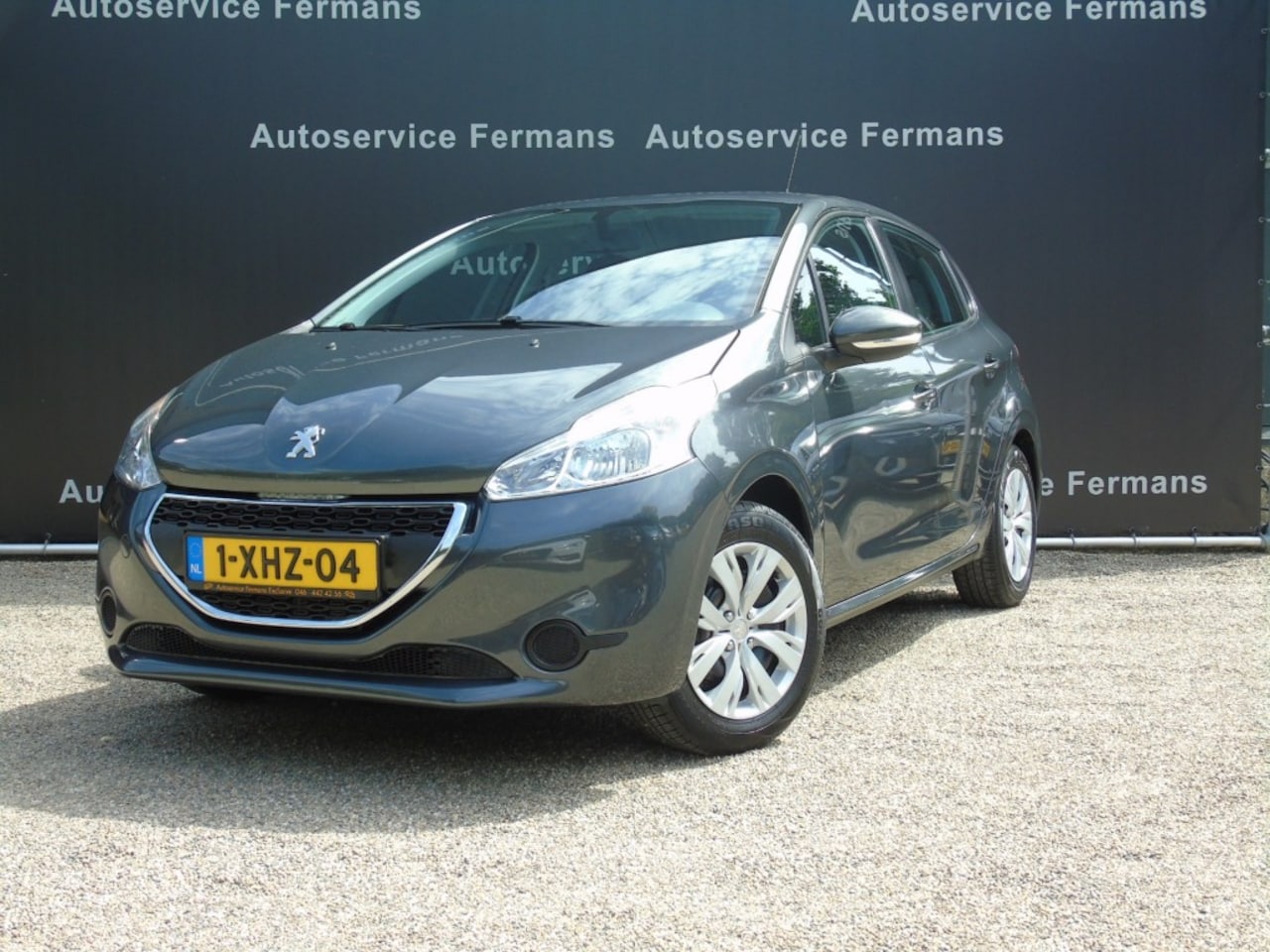Peugeot 208 - 1.0 Edition - 2014 - 32DKM - 5drs - Airco - PDC - AutoWereld.nl