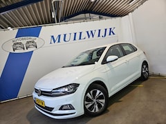 Volkswagen Polo - Comfortline Business / Automaat / Clima / Virtual / NL Auto