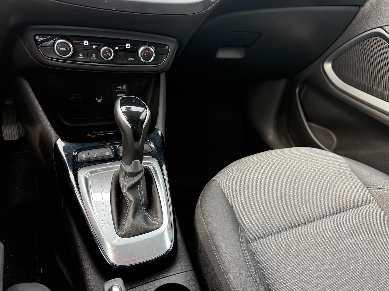 Opel Crossland X - Automaat GS Line