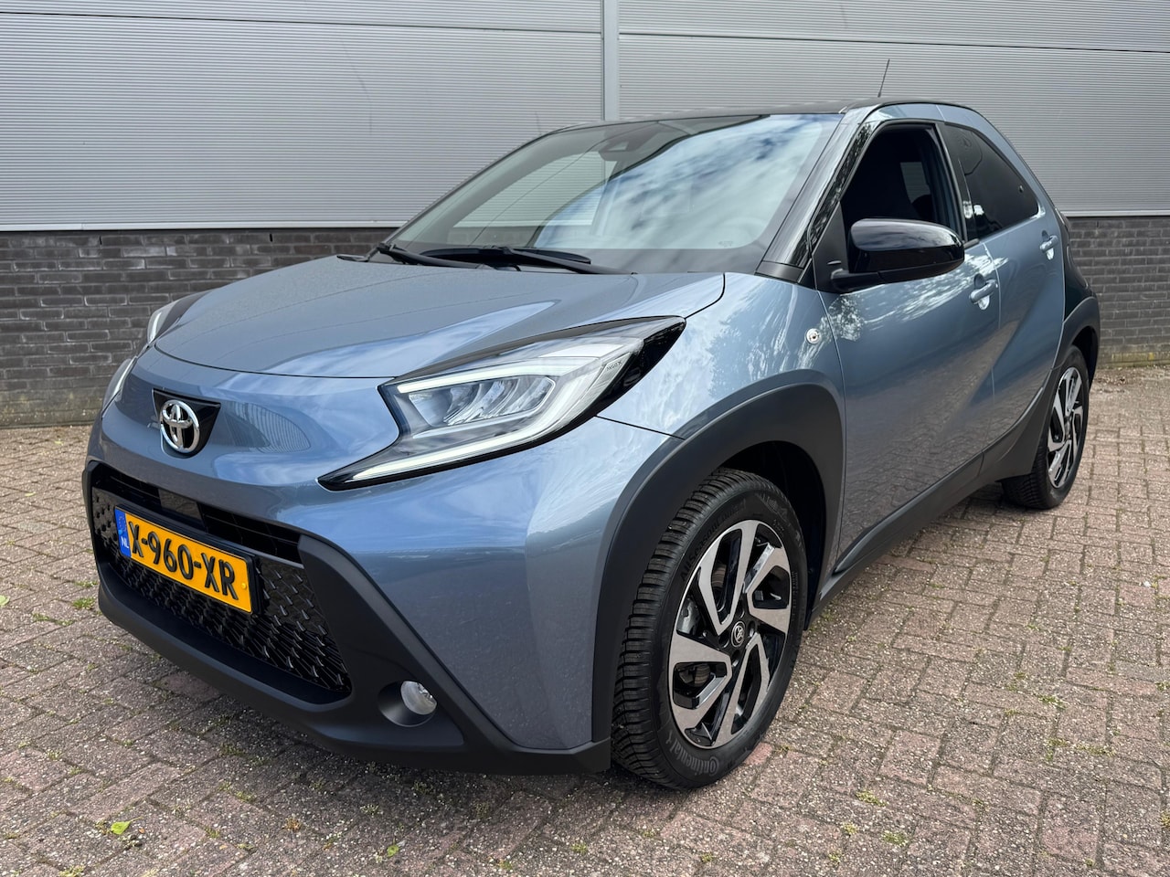 Toyota Aygo X - 1.0 VVT-i S-CVT Pulse 1.0 VVT-i S-CVT Pulse, Automaat - AutoWereld.nl