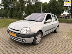 Renault Clio - 1.6 RXE - automaat - nap - airco - nieuwe apk tot 06-2027