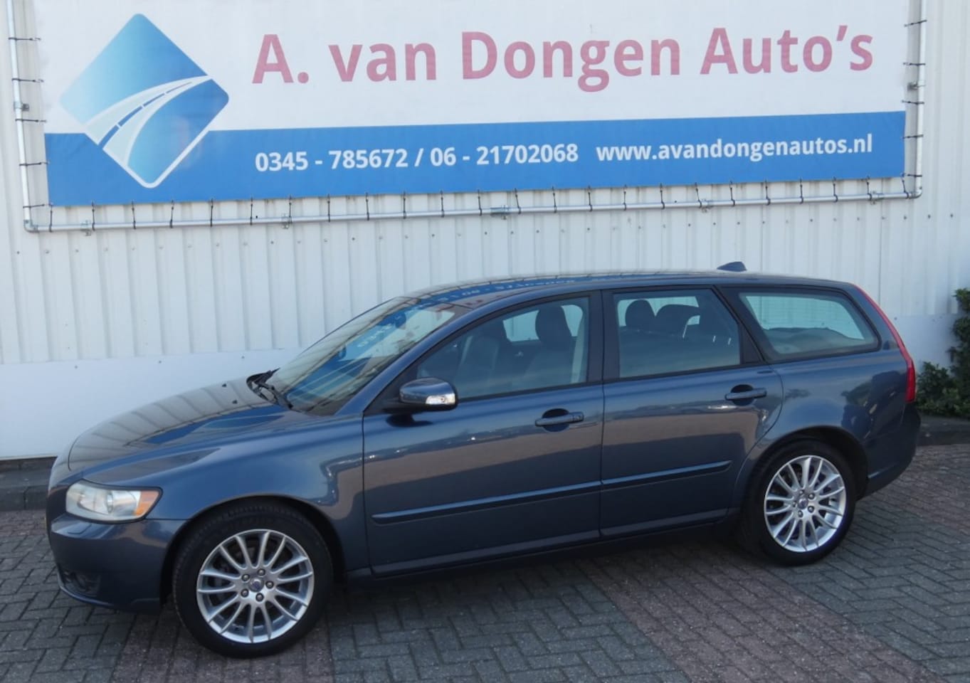 Volvo V50 - 1.6 Edition II 1.6 EDITION II,Clima,Cruise,Leer,DealerOH,Incl NWE APK - AutoWereld.nl