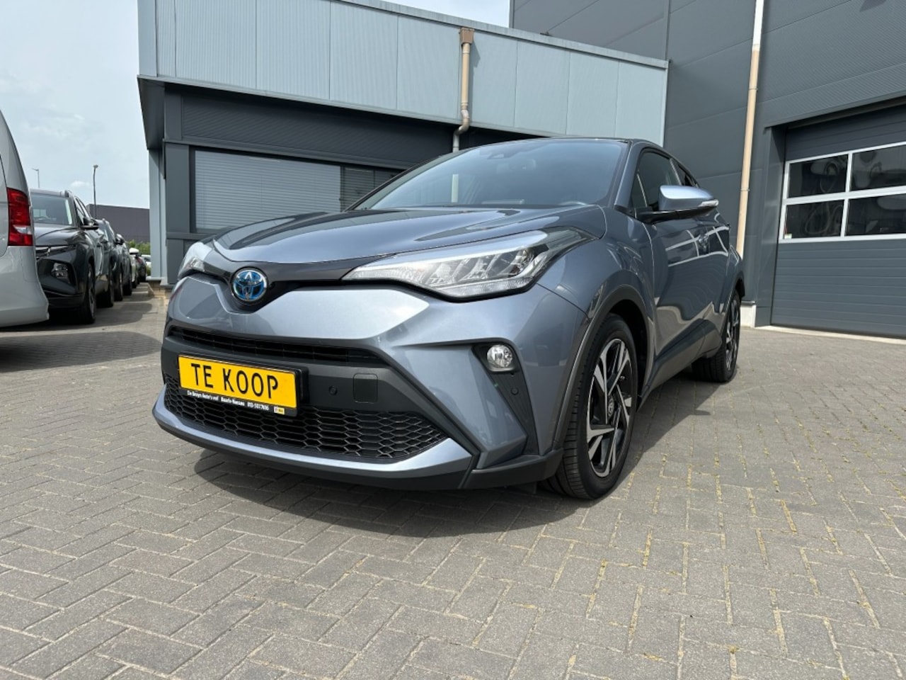 Toyota C-HR - 1.8 Hybrid Aut. Dynamic Navi. camera 13000 KM !!! - AutoWereld.nl