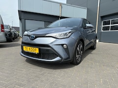 Toyota C-HR - 1.8 Hybrid Aut. Dynamic Navi. camera 13000 KM
