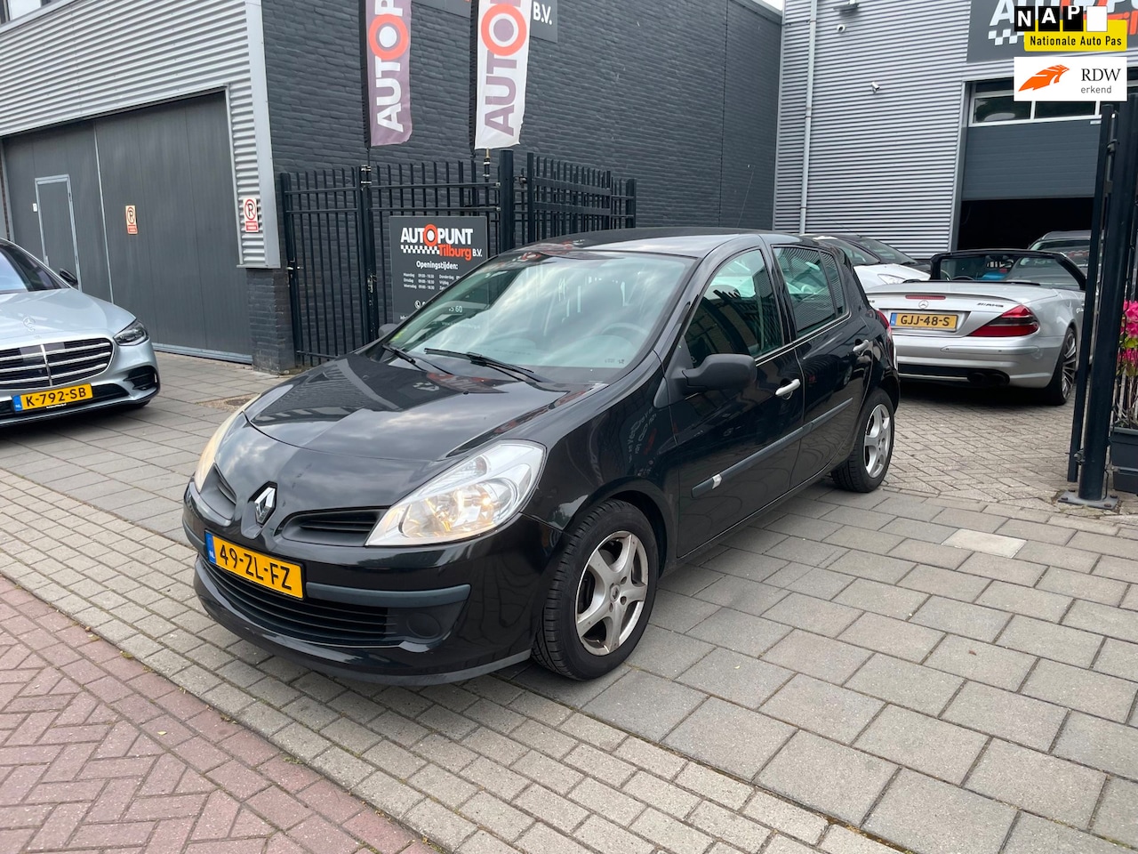 Renault Clio - 1.2 TCE Expression Airco NAP APK 02-04-2027 - AutoWereld.nl