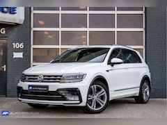Volkswagen Tiguan - 2.0 TSI 4Motion Highline R-Line, Pano, 19LM, Navi, Trekhaak, Led,