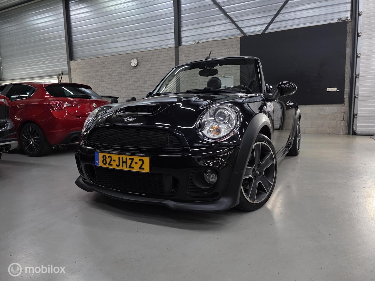 MINI Cabrio - 1.6 Cooper S Cabrio/JCW/Cruise/Clima/PDC/Nap! - AutoWereld.nl