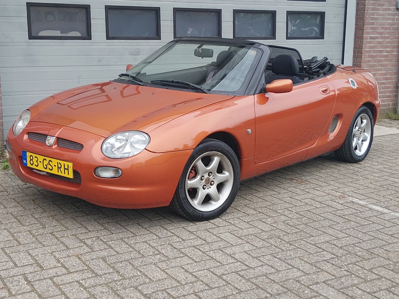MG F - 1.8i 1997 Hardtop Softtop NW APK - AutoWereld.nl