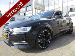 Audi A3 Sportback - 1.4 TFSI Ambition Pro Line plus sportstoelen , navi, 19 inch etc