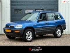 Toyota FunCruiser RAV4 - 2.0i SR Wagon AUTOMAAT / NIEUWE APK