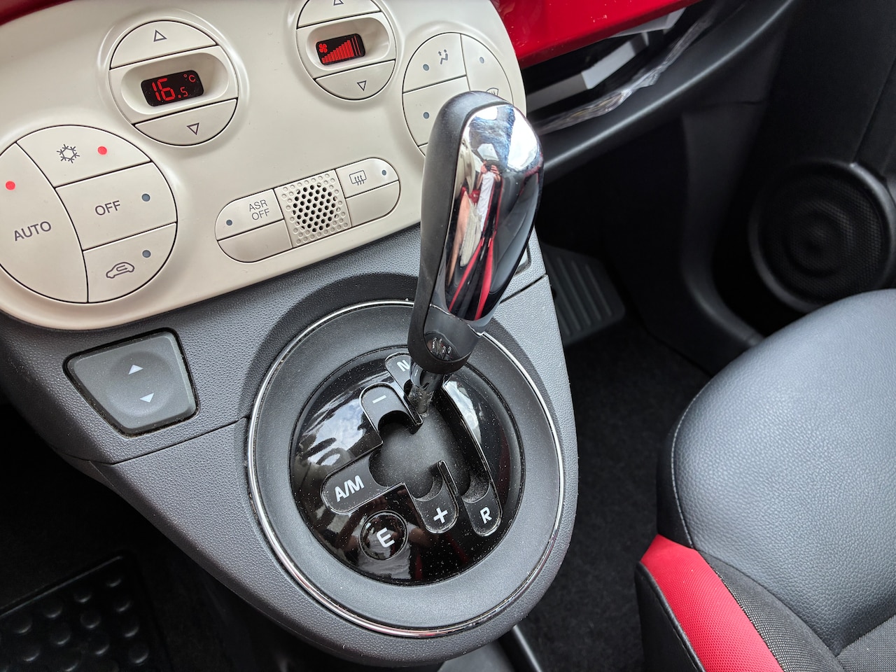Fiat 500 - 1.2 Lounge Automaat Airco/Schuifdak Nieuwe Distributie