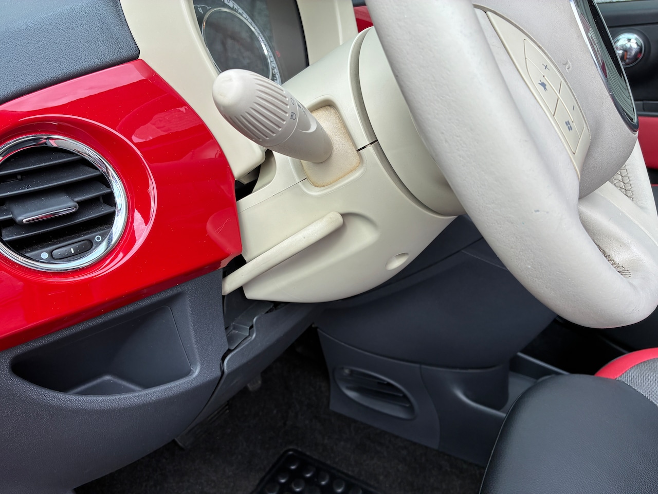 Fiat 500 - 1.2 Lounge Automaat Airco/Schuifdak Nieuwe Distributie