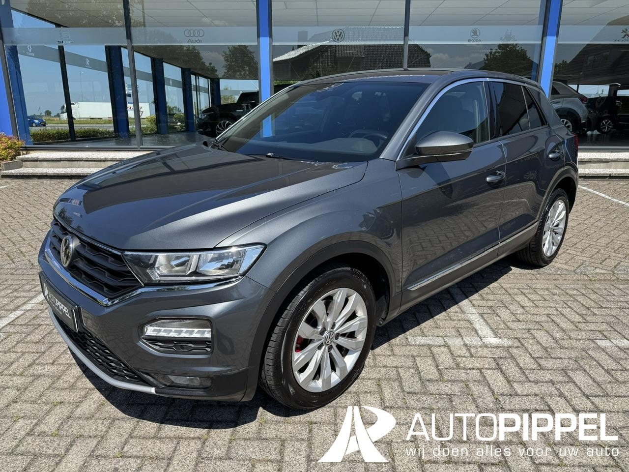 Volkswagen T-Roc - 1.5 TSI Sport | App-connect | Led | ACC | el. A-klep | 17"LMV | Stoelverw. - AutoWereld.nl