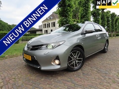 Toyota Auris Touring Sports - 1.8 Hybrid Lease Exclusive Leer Panoramadak Stoelverwarming Achteruitrijcamera Ecc Cruisec