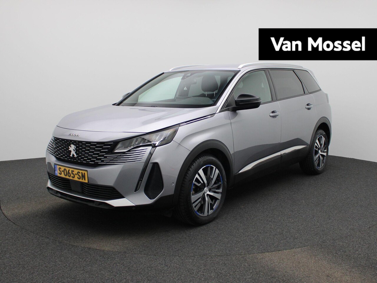 Peugeot 5008 - 1.2 PureTech Allure Pack Business | 7-ZITTER | NAVIGATIE | ACHTERUITRIJCAMERA | BLEUTOOTH - AutoWereld.nl
