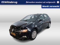 Volkswagen Polo - 1.0 TSI Comfortline / PARKEER SENSOREN V+A/ CRUISE/ AIRCO/ NAVI/ DAB